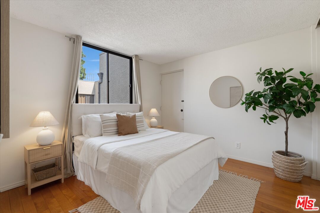 484 E California Blvd Unit: 36