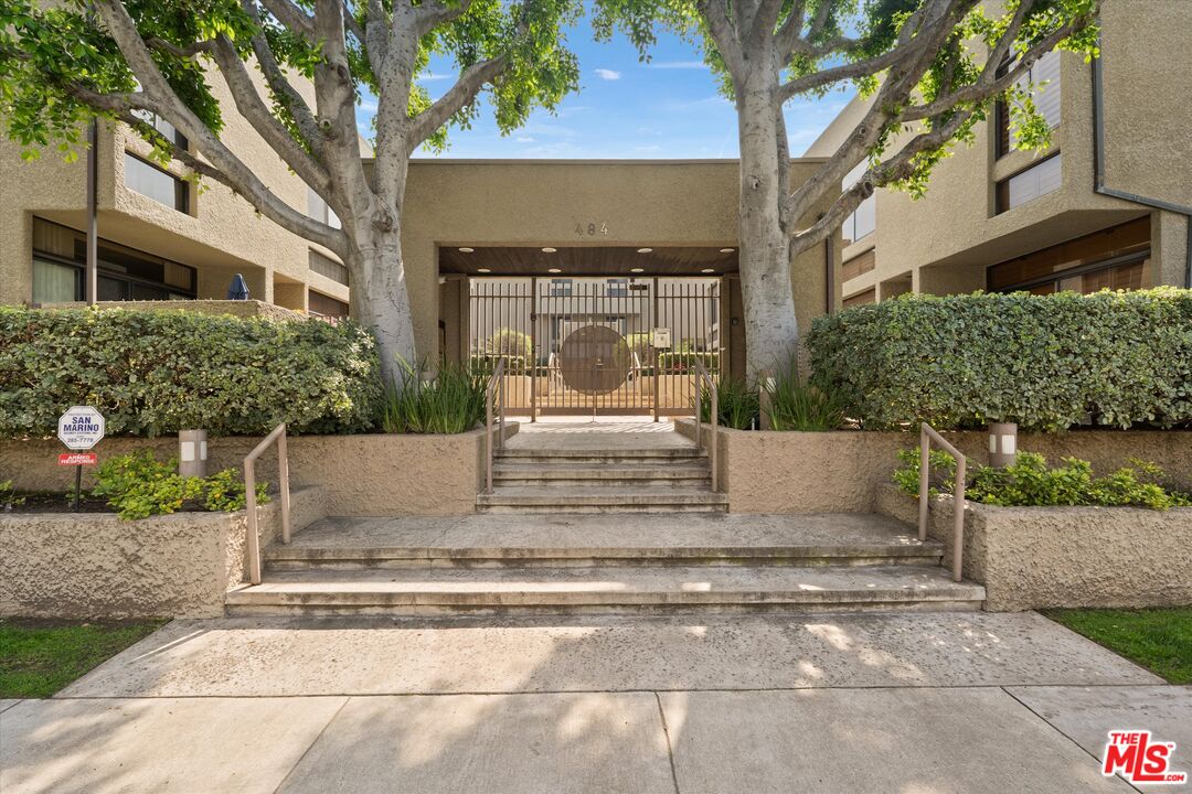484 E California Blvd Unit: 36