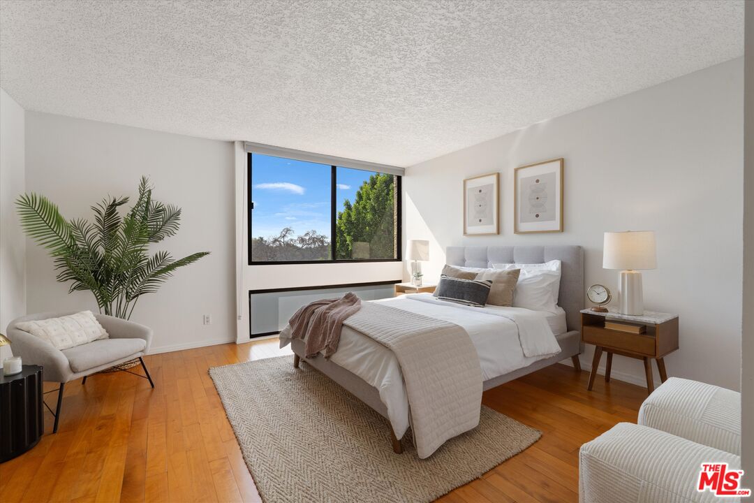 484 E California Blvd Unit: 36