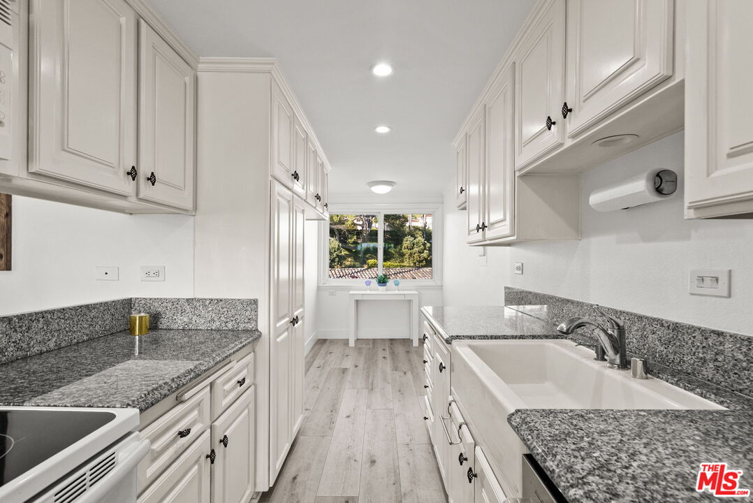 23924 De Ville Way Unit: D