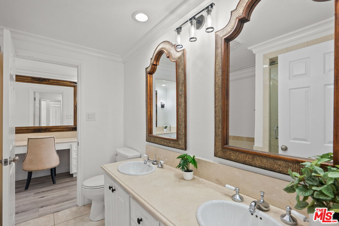 23924 De Ville Way Unit: D