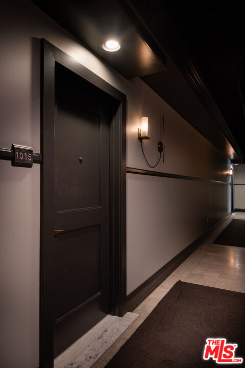 460 S Spring St Unit: 1015