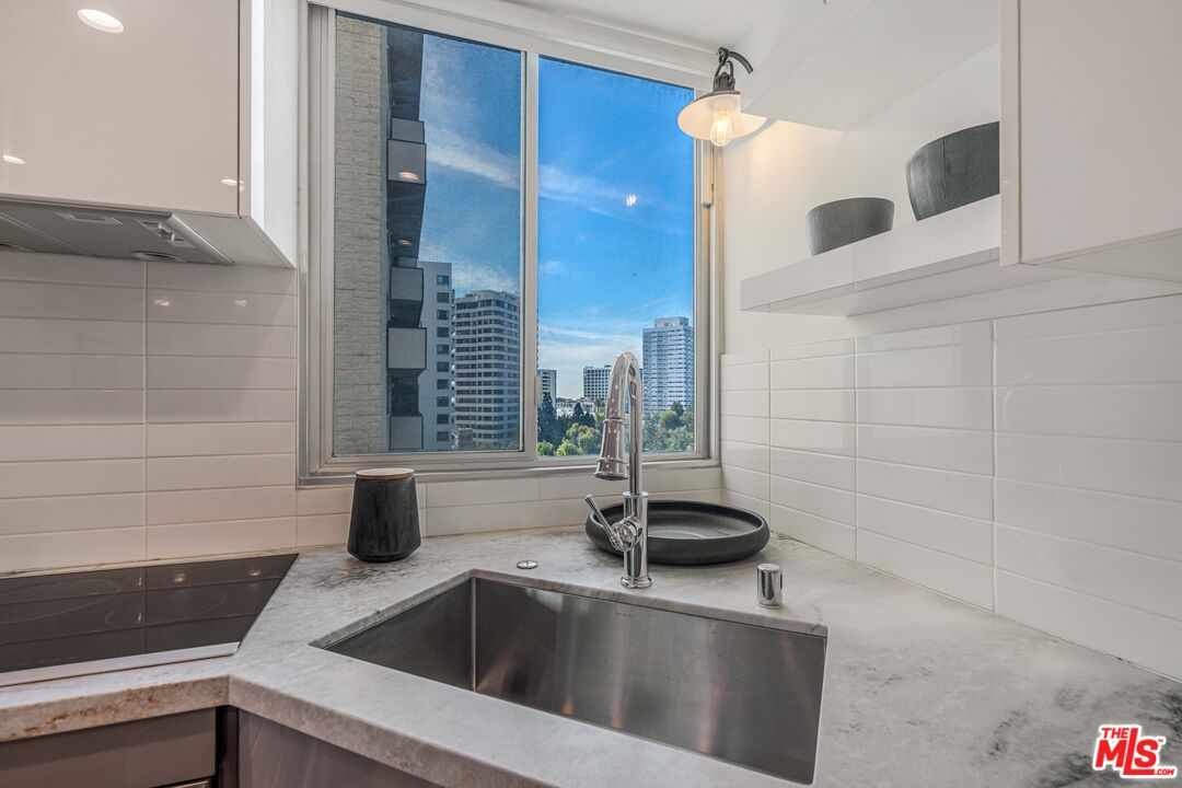 10501 Wilshire Blvd Unit: 1012