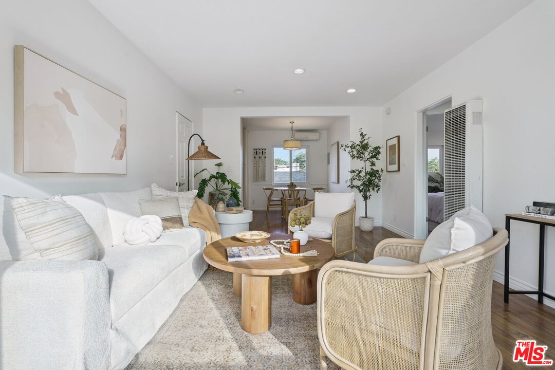 4408 Franklin Ave Unit: 5