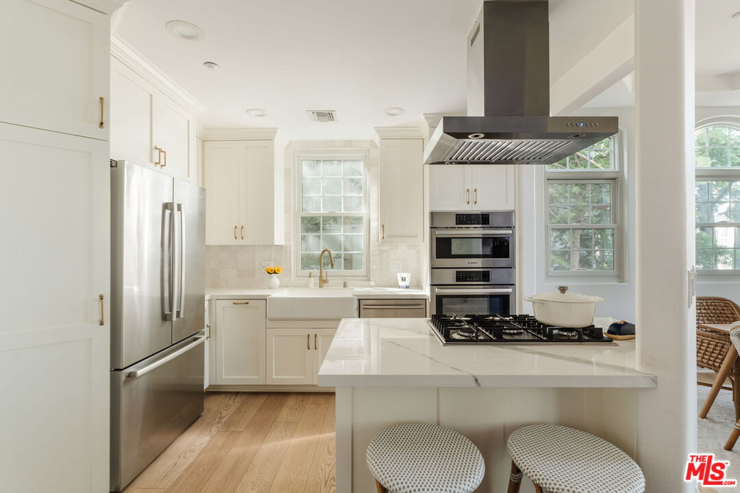 11680 Montana Ave Unit: 203