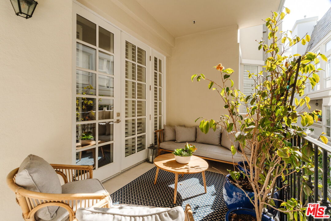 11680 Montana Ave Unit: 203