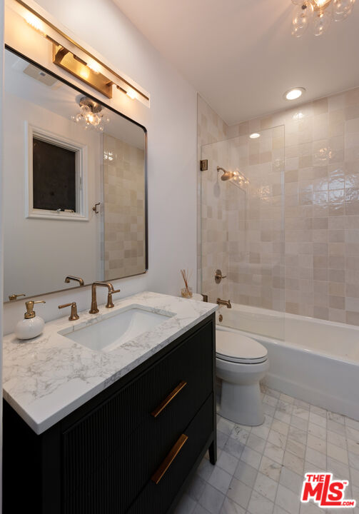 123 Channel Pointe Mall