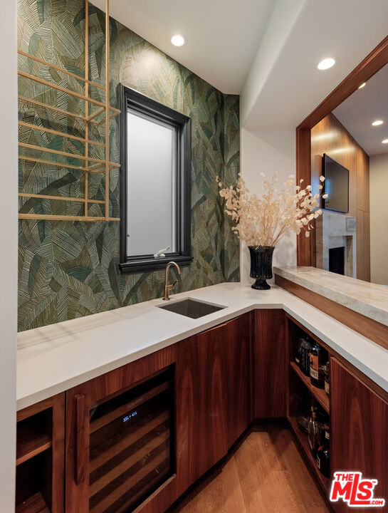 123 Channel Pointe Mall