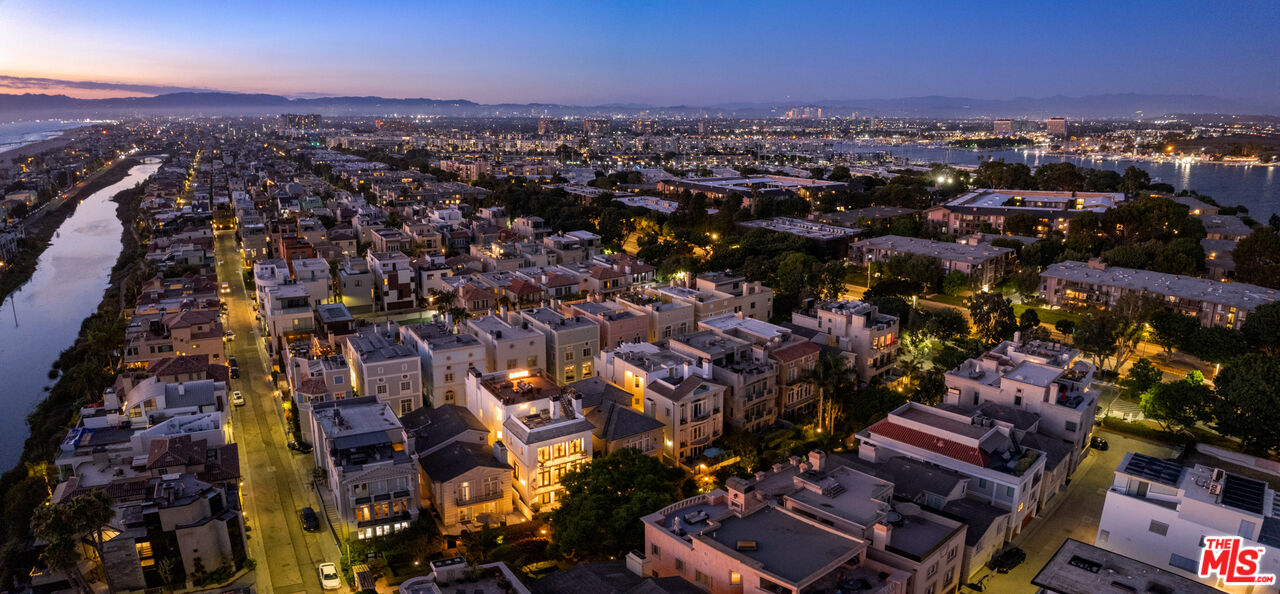 123 Channel Pointe Mall