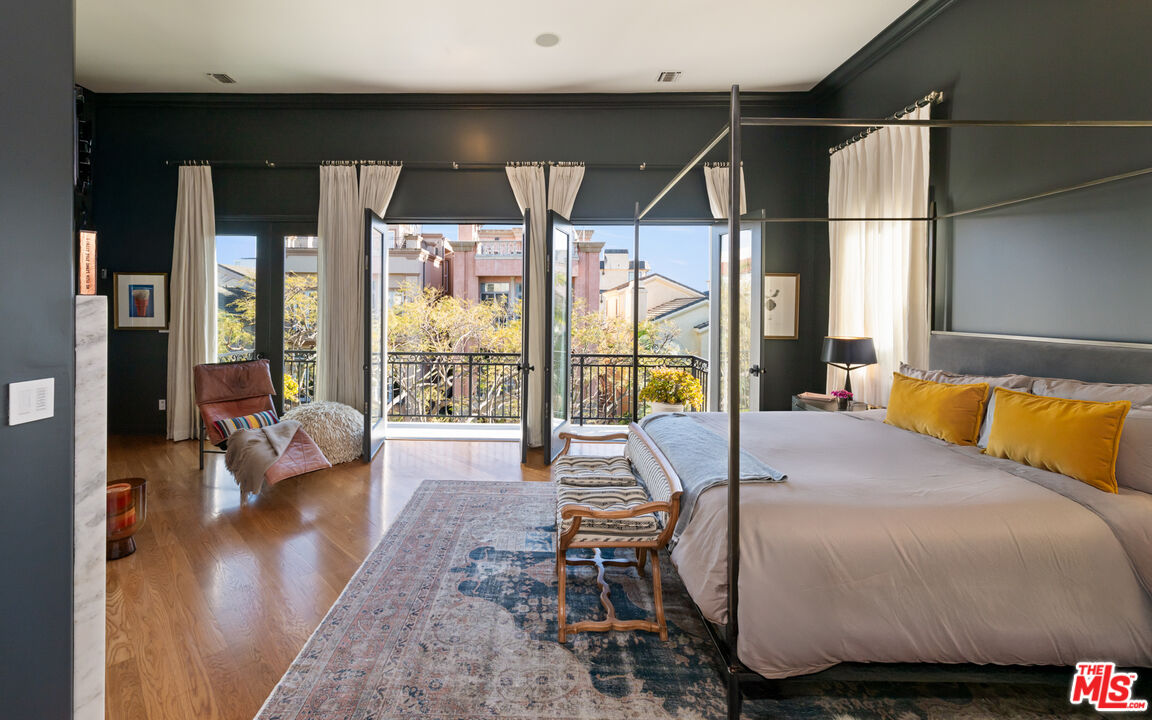 123 Channel Pointe Mall