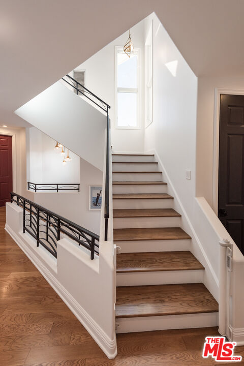 123 Channel Pointe Mall