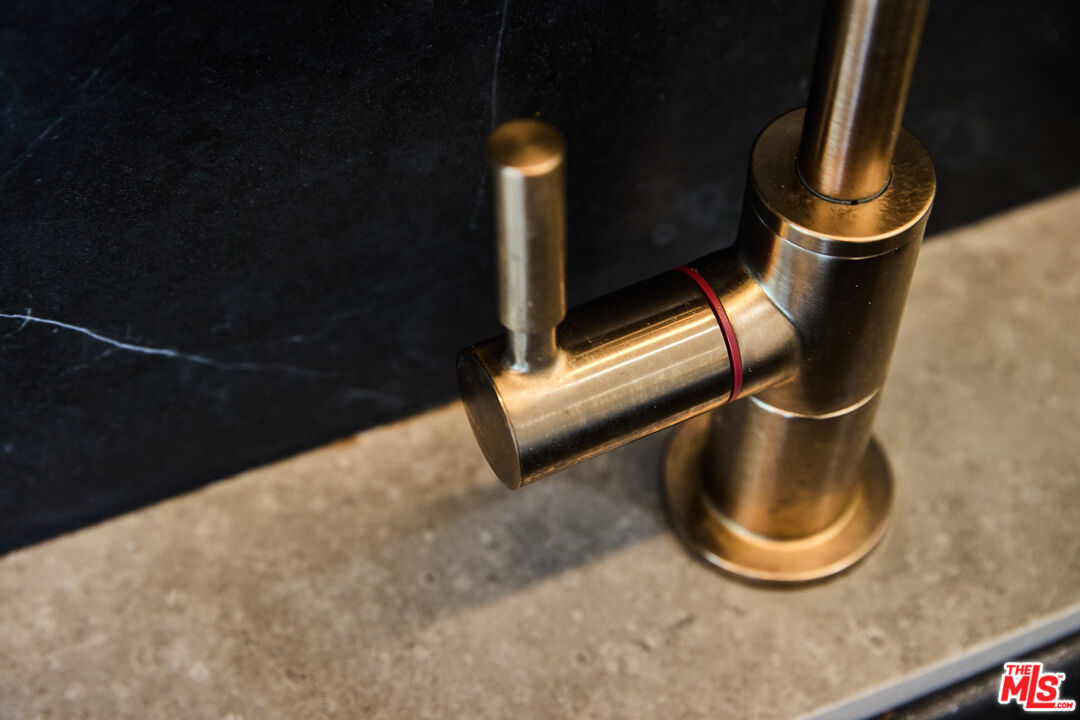 221 S Gale Dr Unit: 403