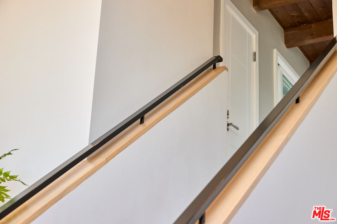 221 S Gale Dr Unit: 403