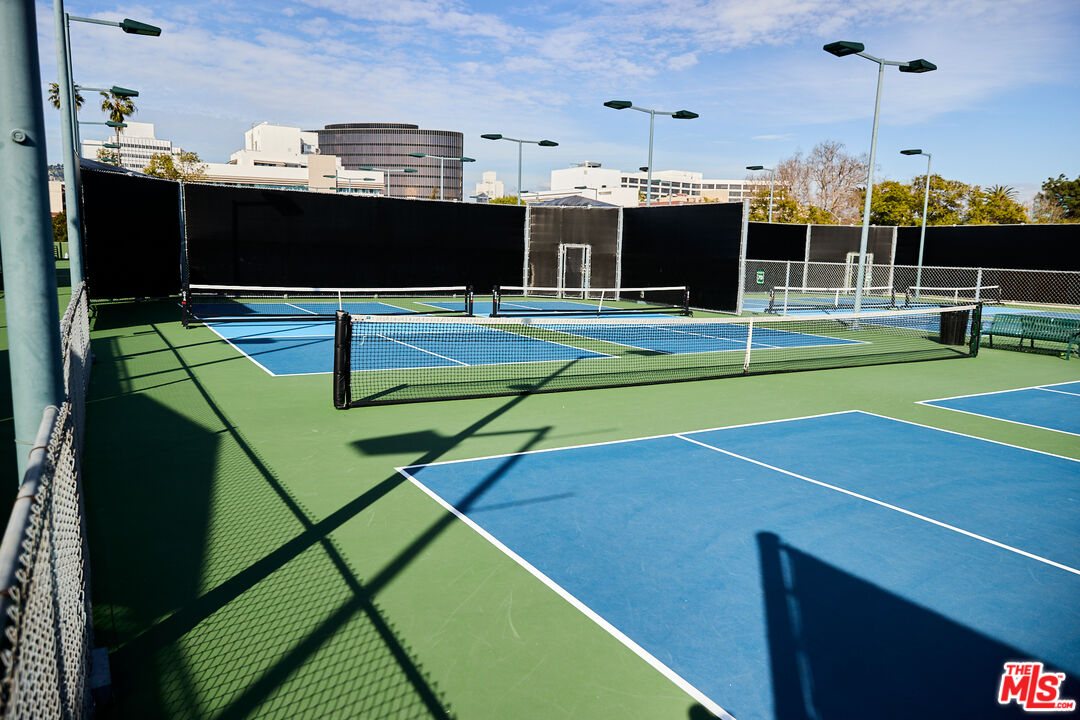 221 S Gale Dr Unit: 403