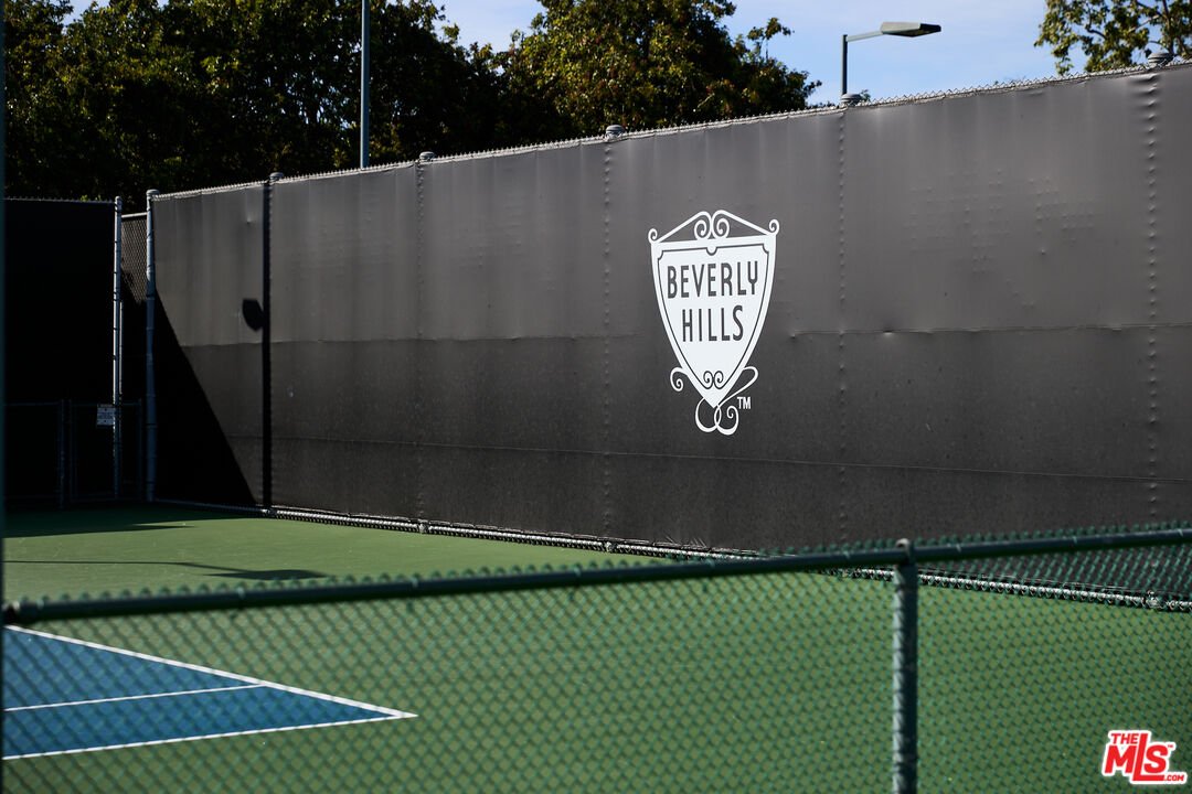 221 S Gale Dr Unit: 403