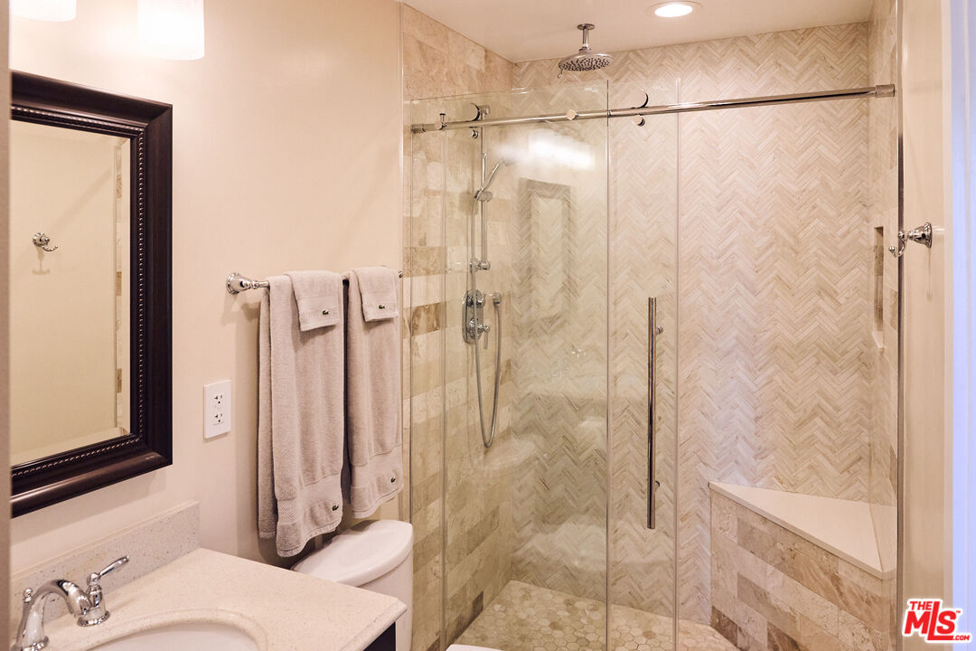 221 S Gale Dr Unit: 403