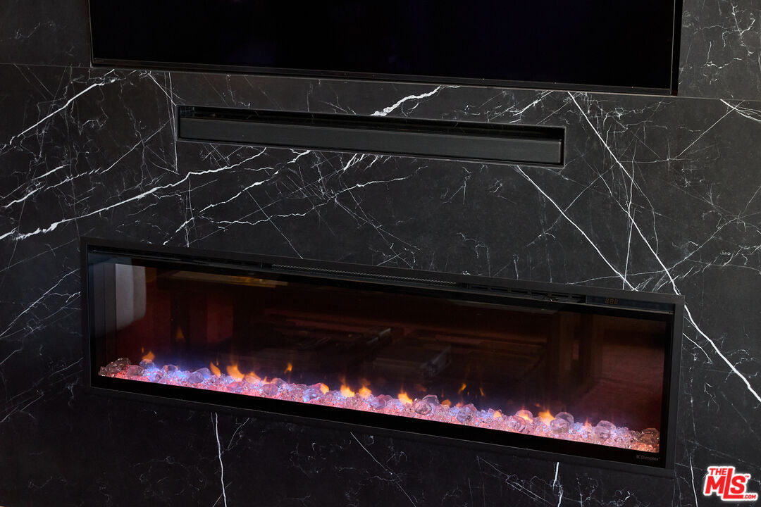 221 S Gale Dr Unit: 403