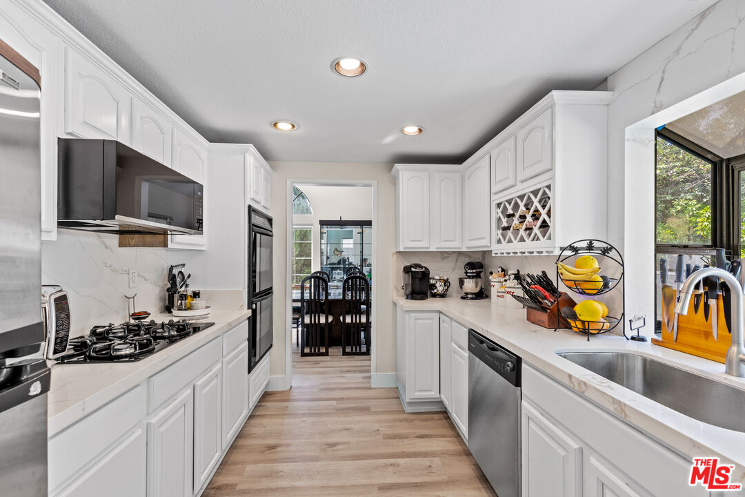 13011 Meadowlark Ave