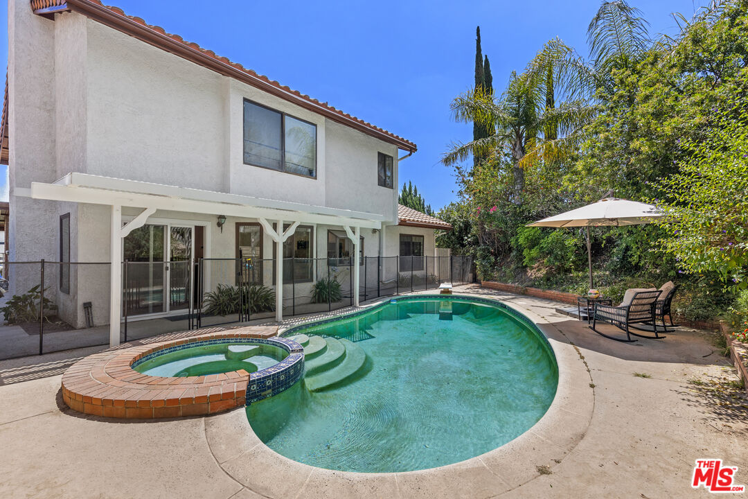 13011 Meadowlark Ave