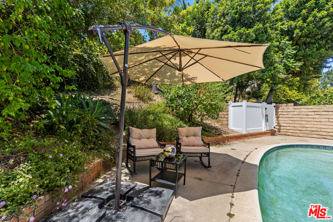 13011 Meadowlark Ave