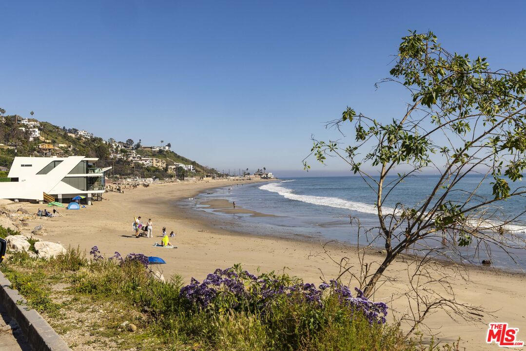 21226 Pacific Coast Hwy