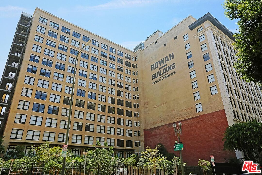 460 S Spring St Unit: 201