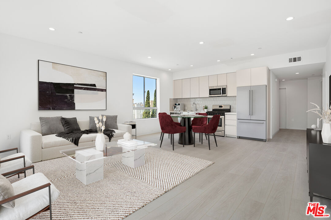 11727 Kiowa Ave Unit: 403