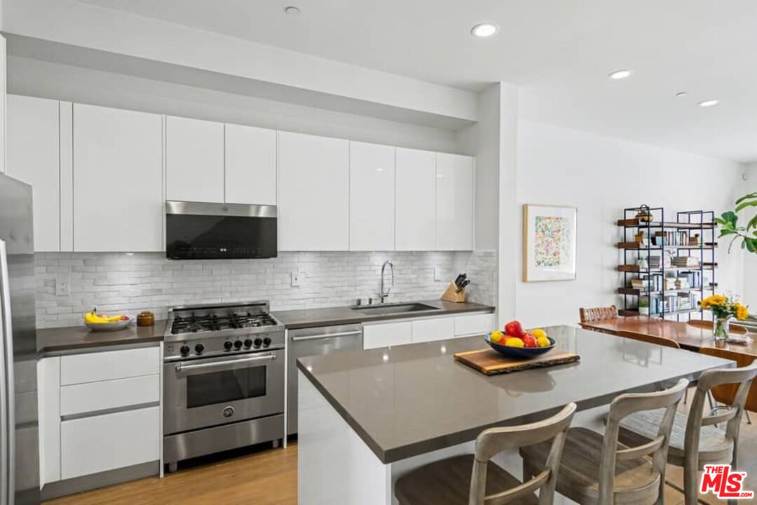 11500 National Blvd Unit: 106