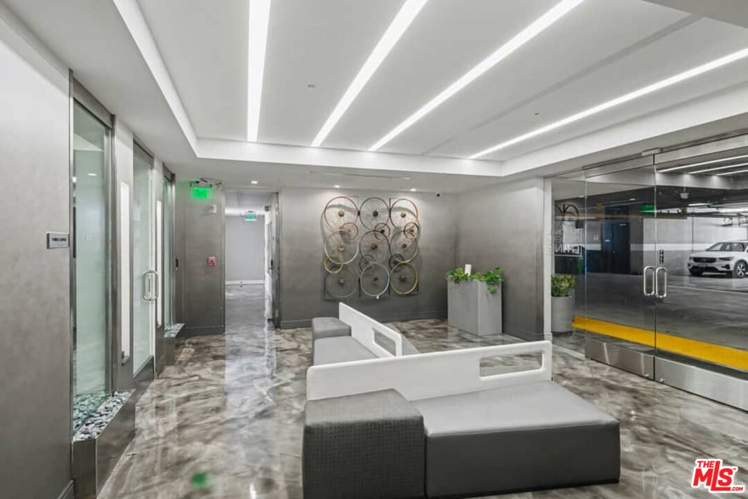 11500 National Blvd Unit: 106