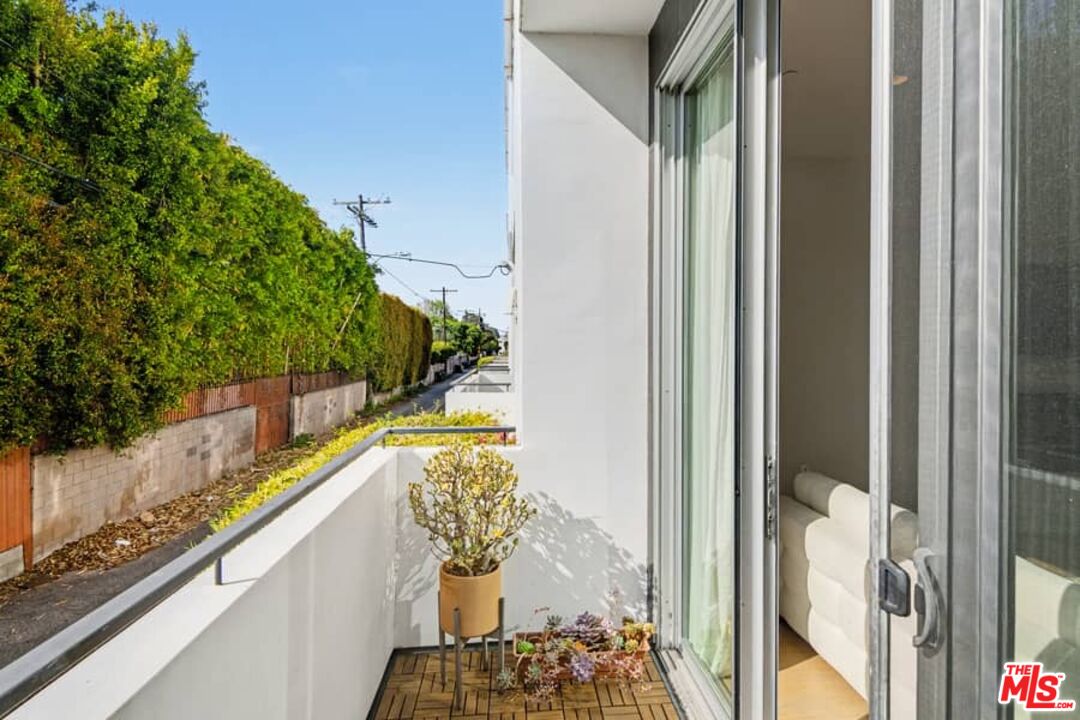 11500 National Blvd Unit: 106