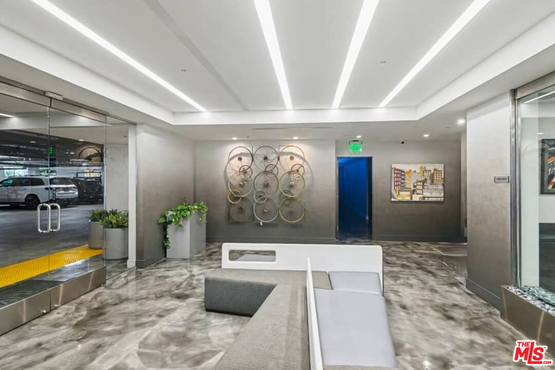 11500 National Blvd Unit: 106