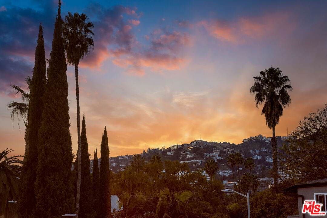 950 Havenhurst Dr Unit: 6