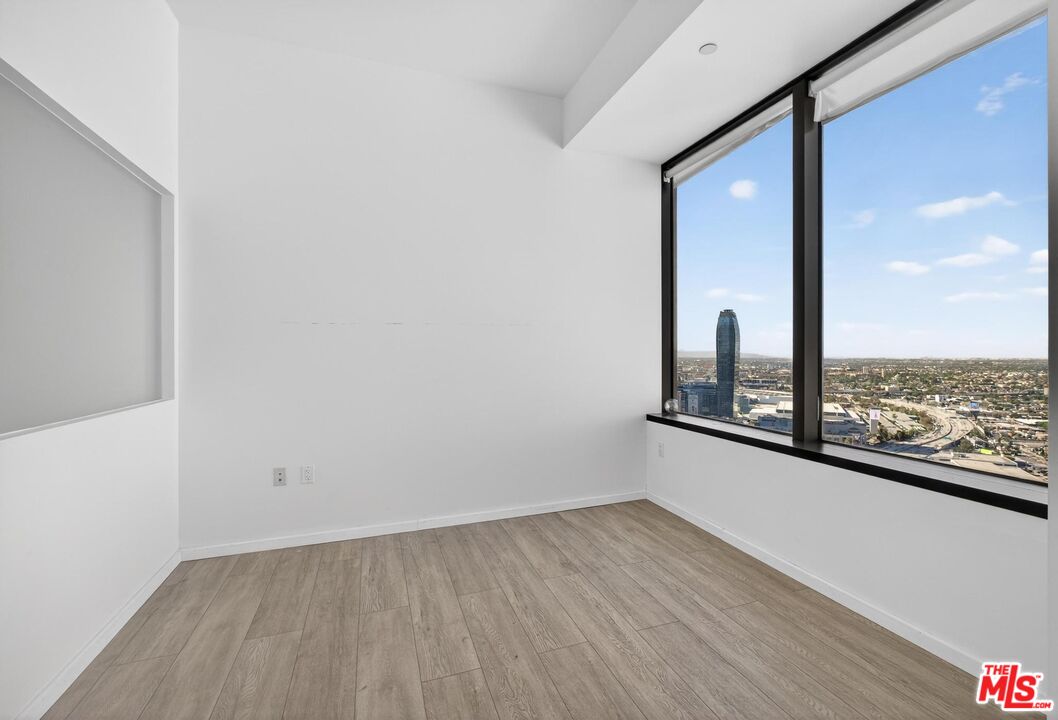 1100 Wilshire Blvd Unit: 2811