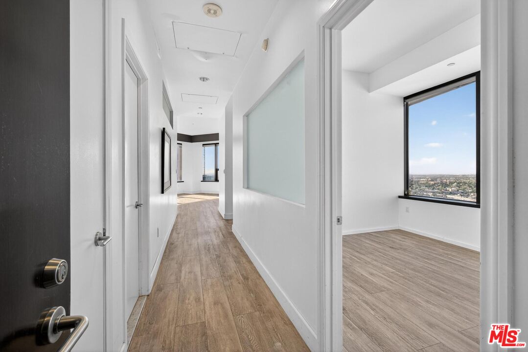 1100 Wilshire Blvd Unit: 2811