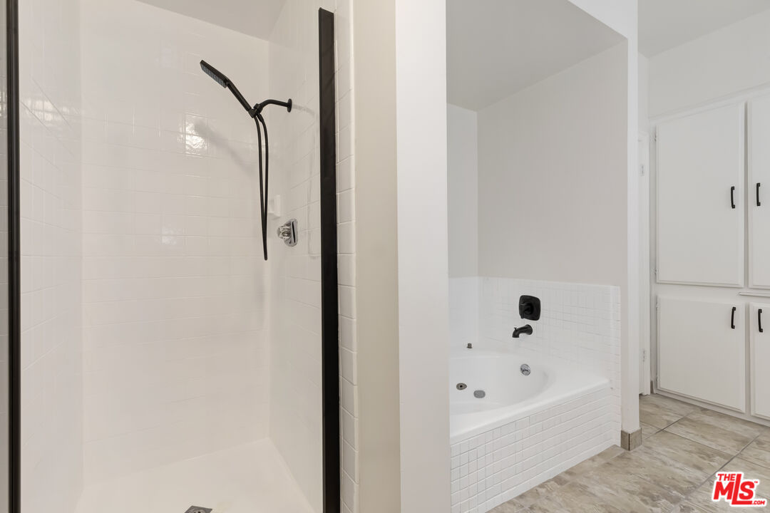 828 S Bedford St Unit: 202