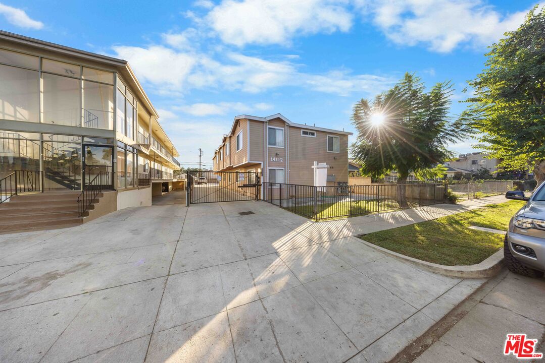 14112 Delano St Unit: Unit 2