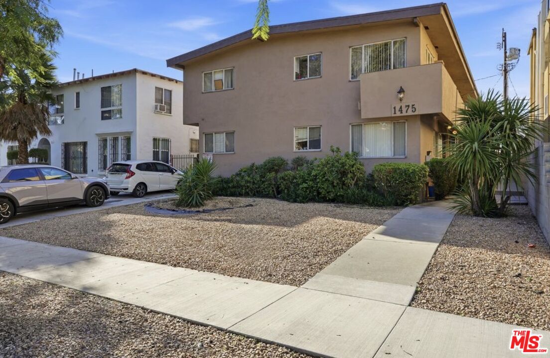 1475 S Wooster St Unit: 3