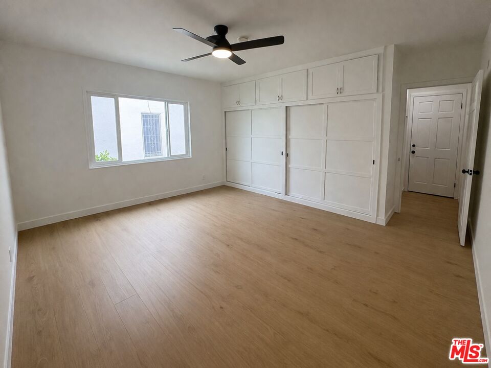 447 S Palm Dr Unit: 5