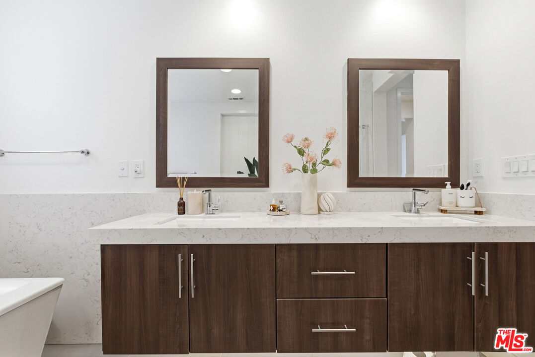 12642 Sandhill Ln Unit: 1