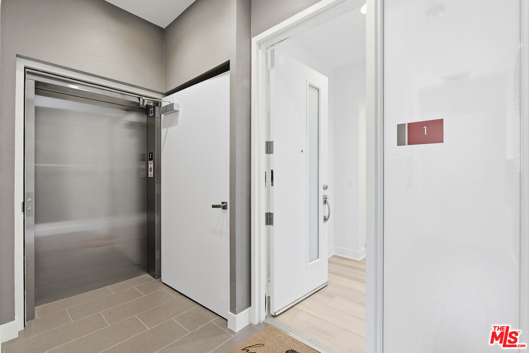 12642 Sandhill Ln Unit: 1