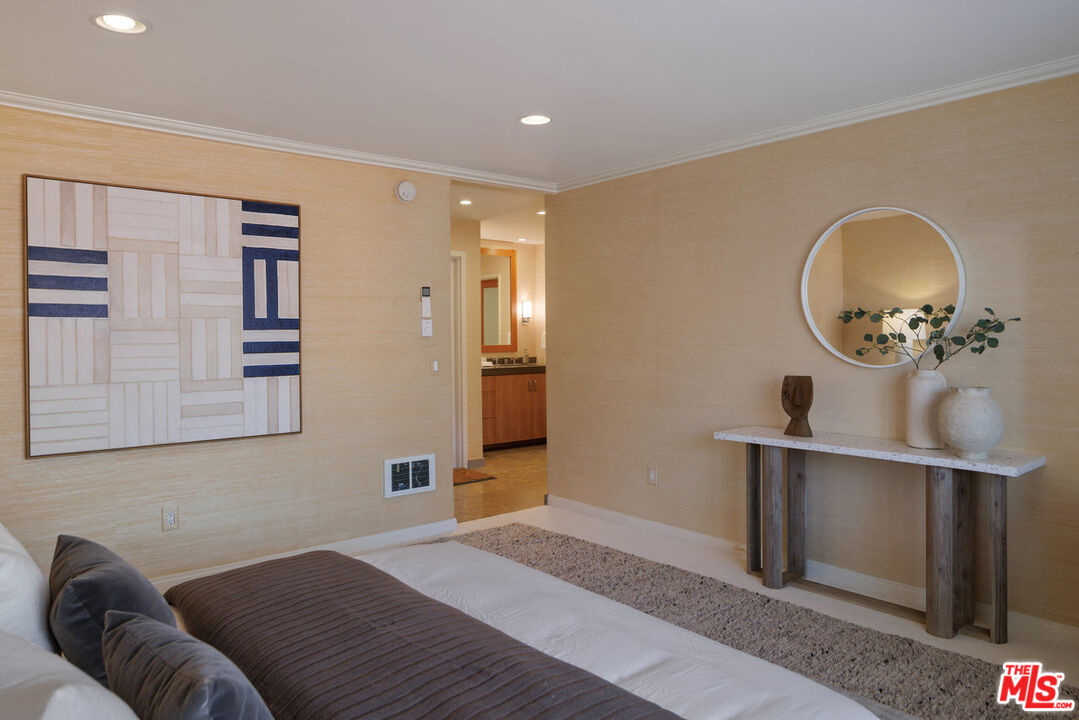 3412 Ocean Front Walk Unit: 201