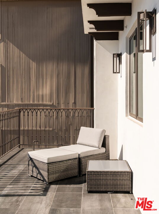 10725 Ashton Ave Unit: 301