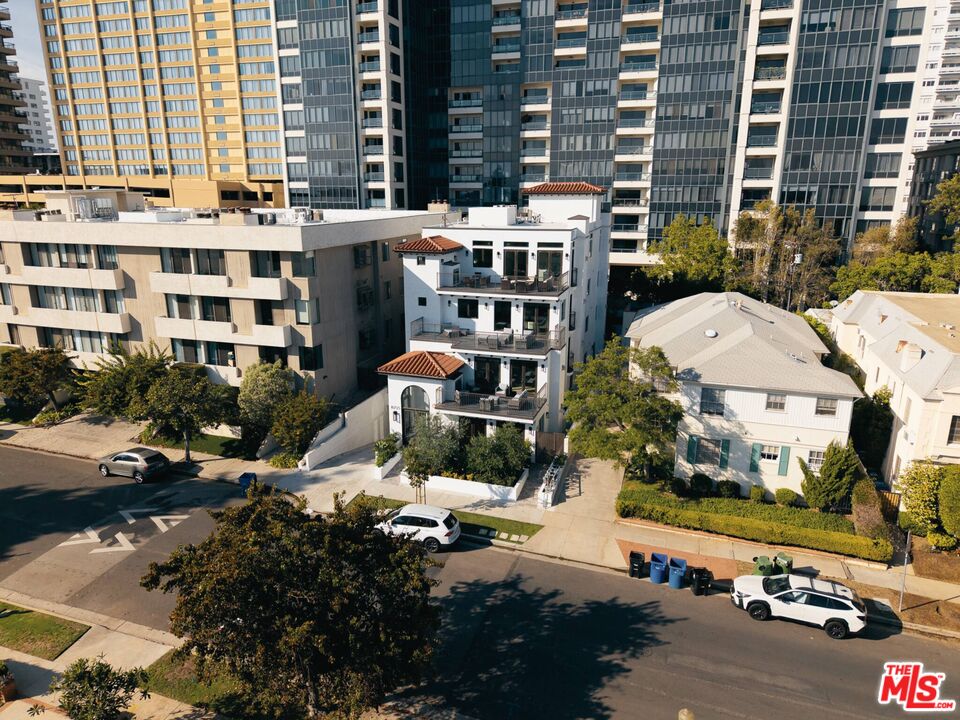 10725 Ashton Ave Unit: 301