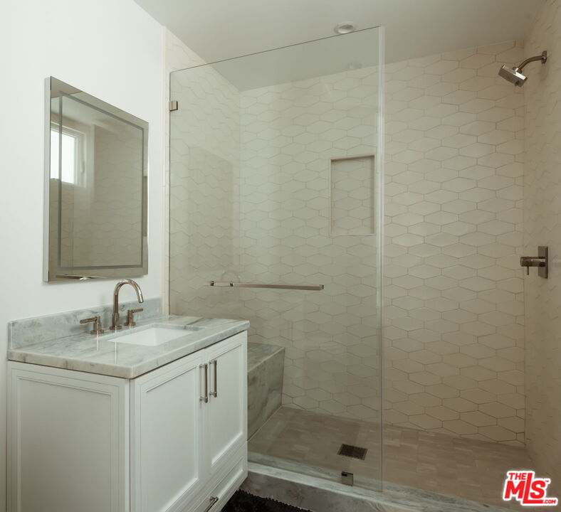 10725 Ashton Ave Unit: 301