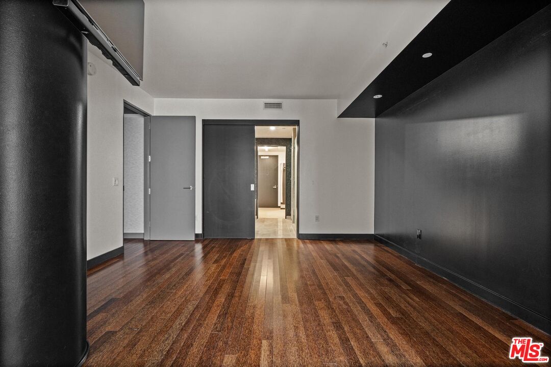 6250 Hollywood Blvd Unit: 9E