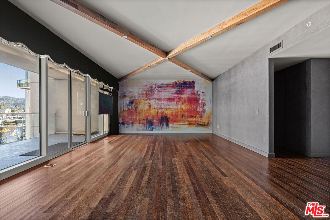 6250 Hollywood Blvd Unit: 9E