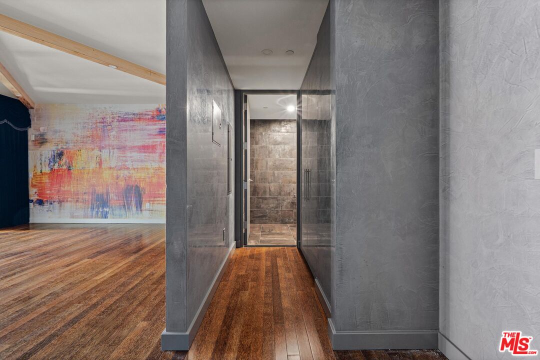 6250 Hollywood Blvd Unit: 9E