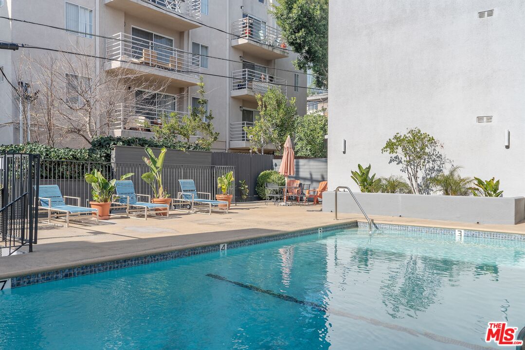 1215 N Olive Dr Unit: 210