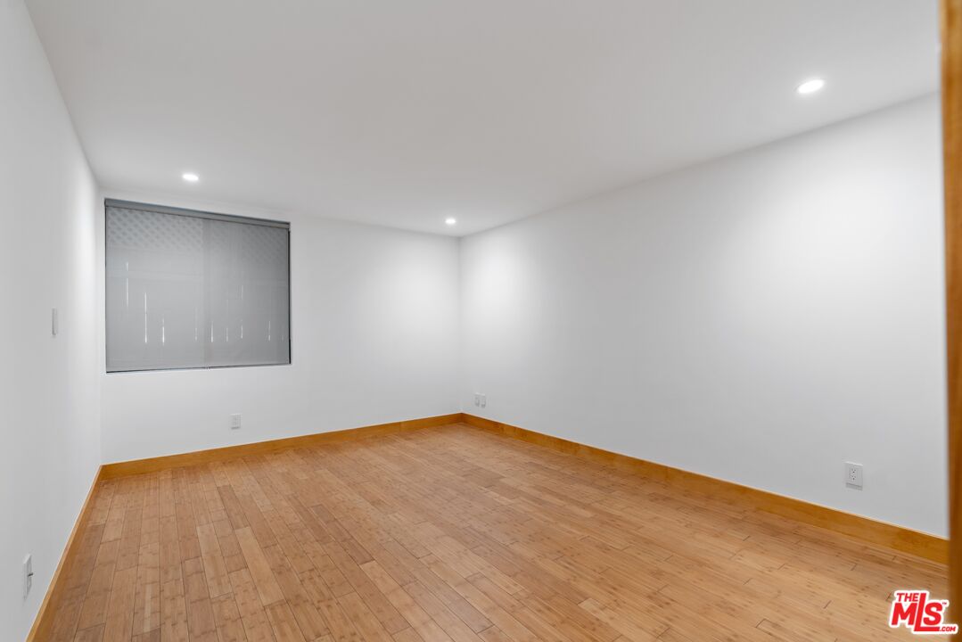 1215 N Olive Dr Unit: 210