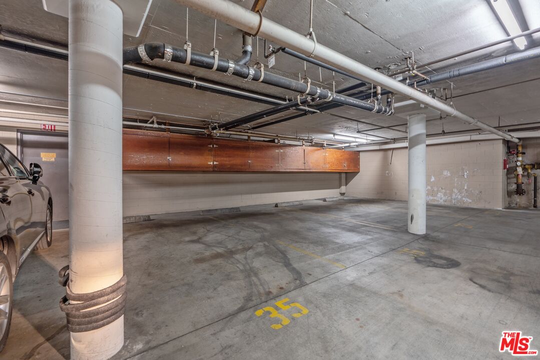 1215 N Olive Dr Unit: 210